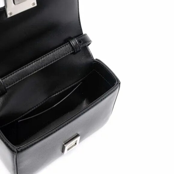 NWT Authentic Givenchy  small 4g quilted shoulder bag - Picture 8 of 9